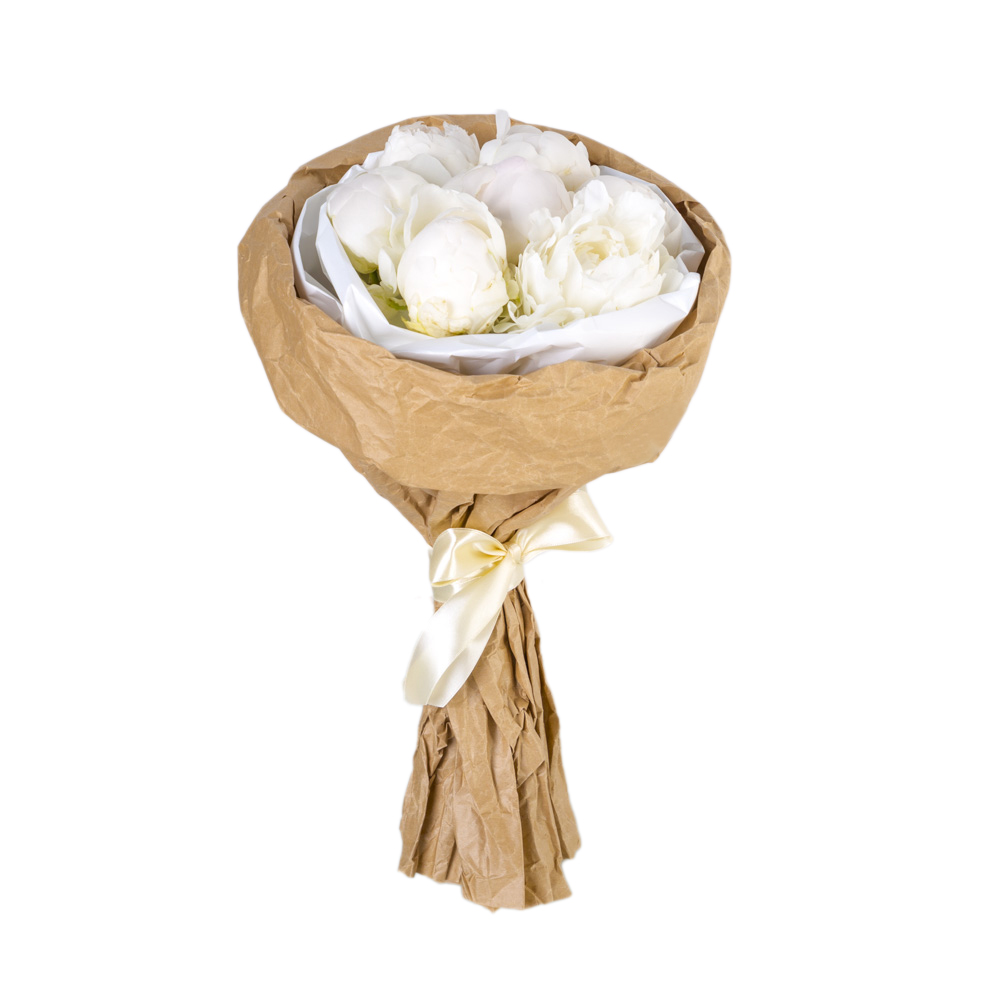Букет из 7 белых пионов