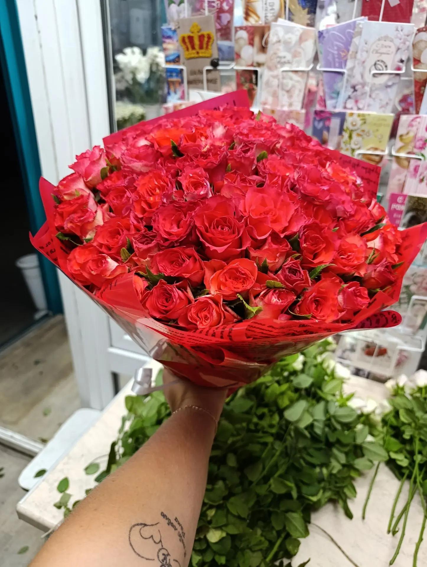 Акция! 51 красная роза 40 см.!