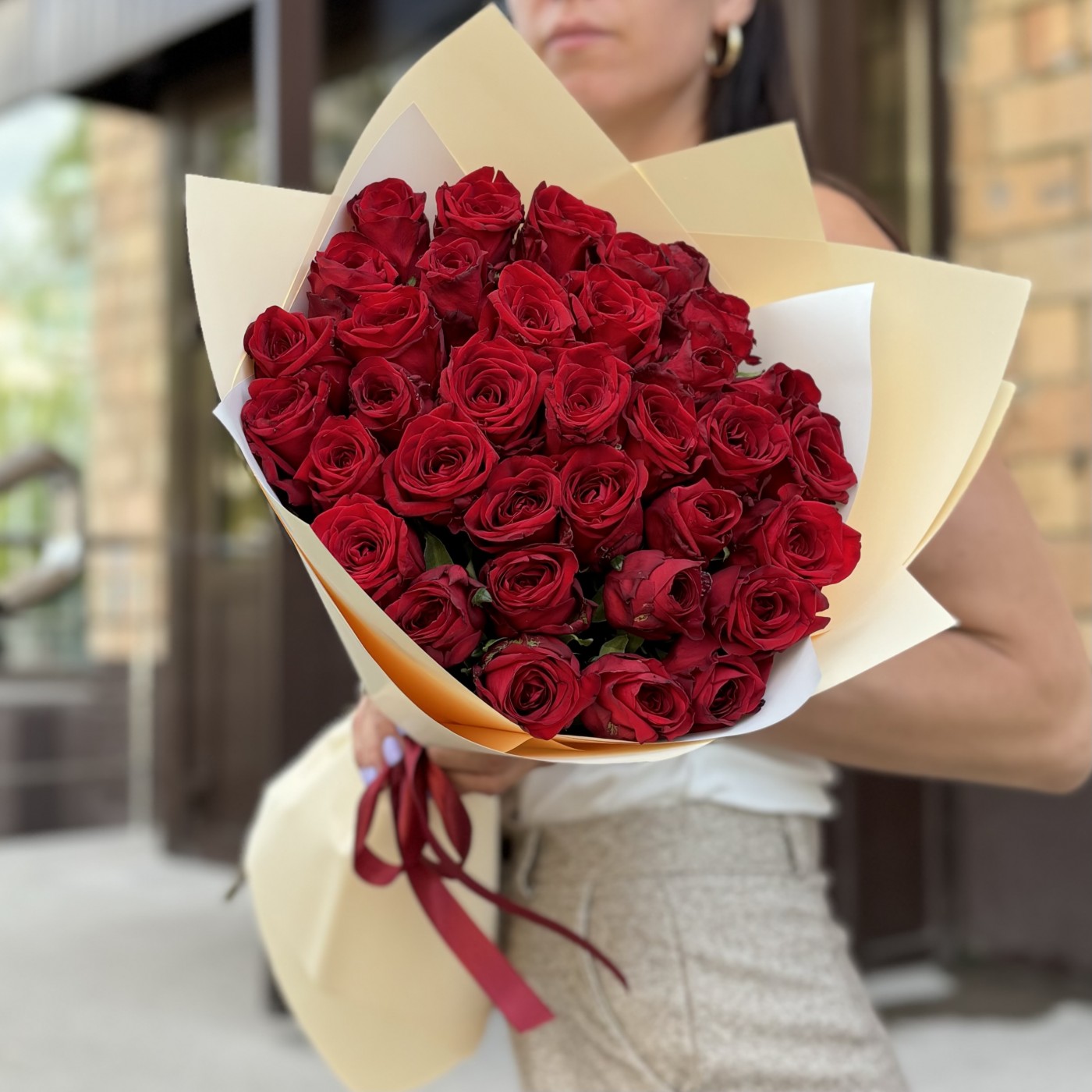 35 красных роз 60 см